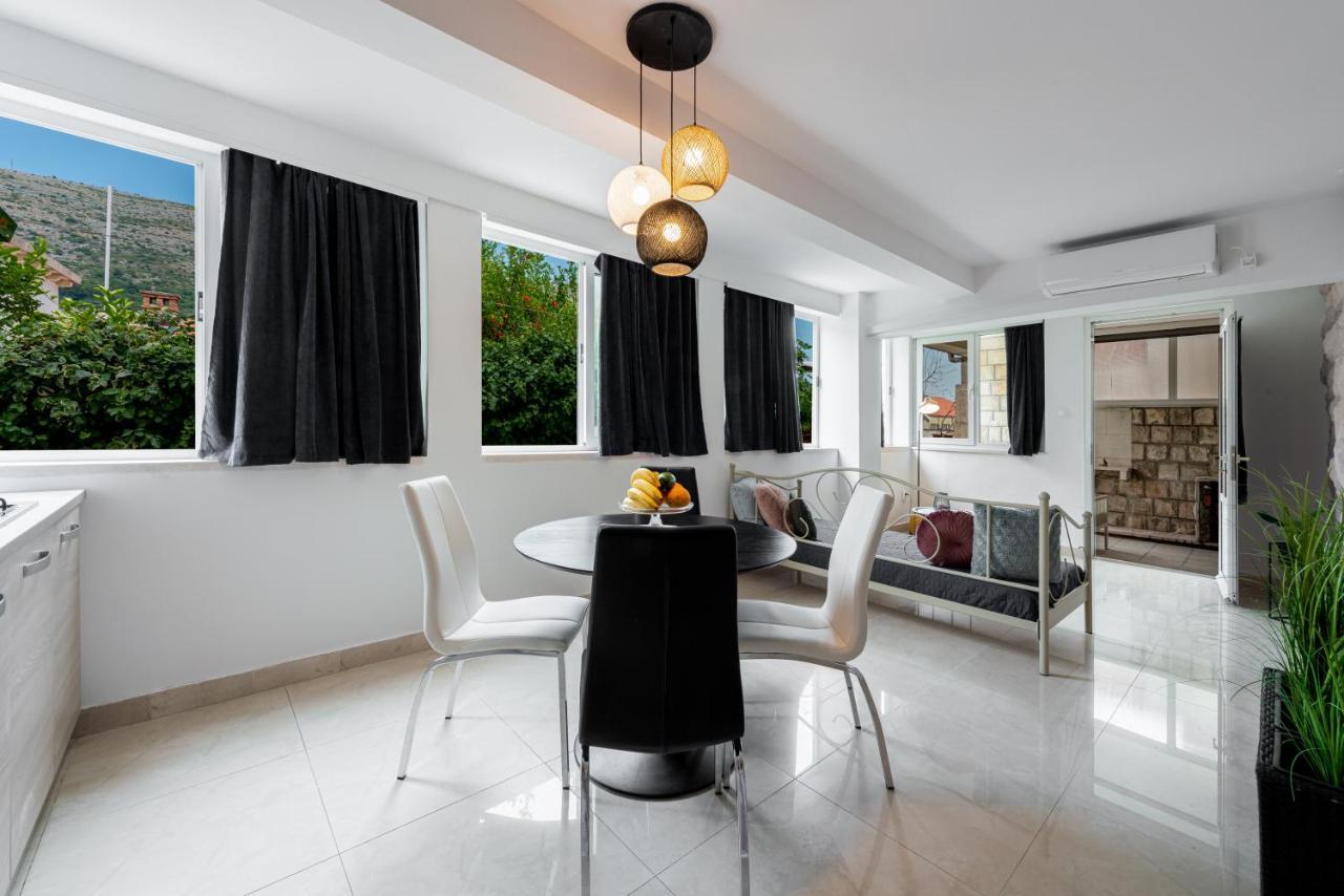 Apartment Lanare *